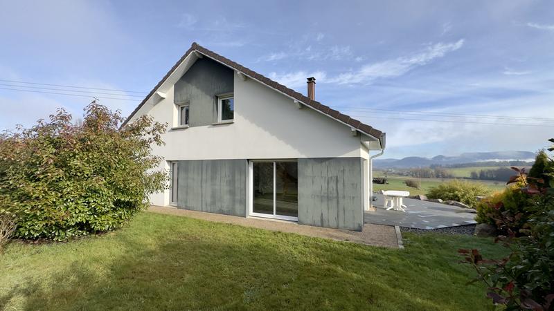 Maison - 137 m² - 5 pièces