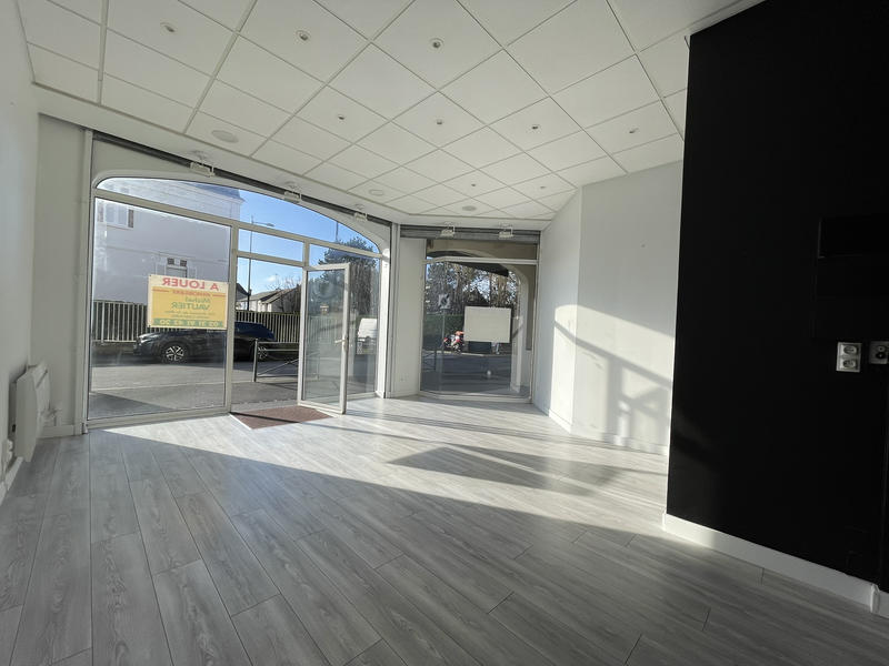 Local commercial - 27 m²