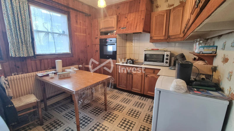 Maison - 93 m² - 5 pièces