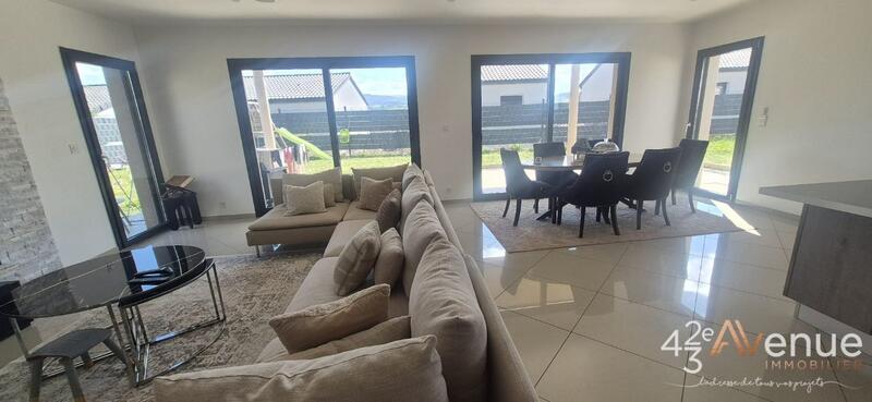 Maison - 128 m² - 6 pièces