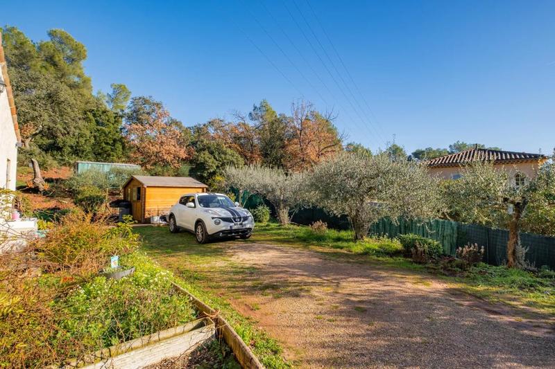 Maison - 180 m² - 5 pièces