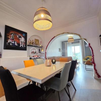 Maison - 74 m² - 5 pièces