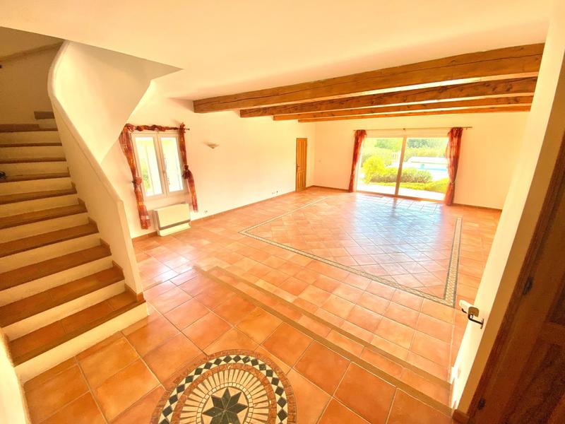 Maison - 192 m² - 6 pièces