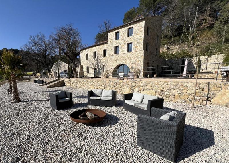 Terrain - 94 759 m²