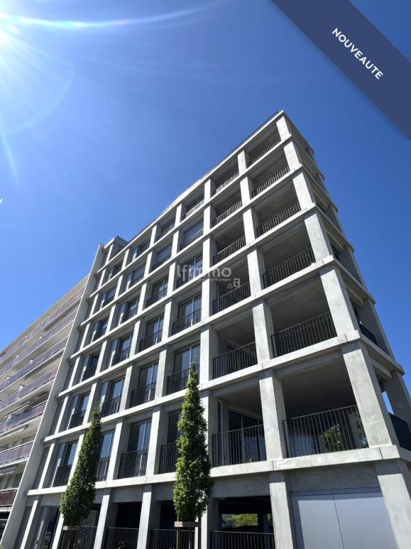 Loft - 125 m² - 4 pièces