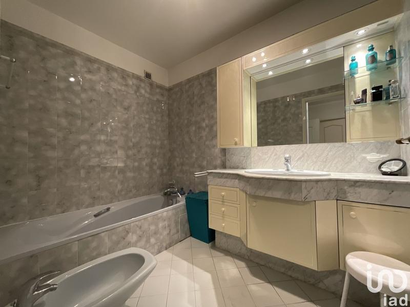 Appartement - 75 m² - 3 pièces