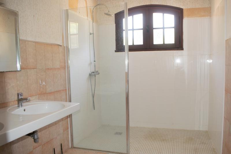 Maison - 185 m² - 7 pièces