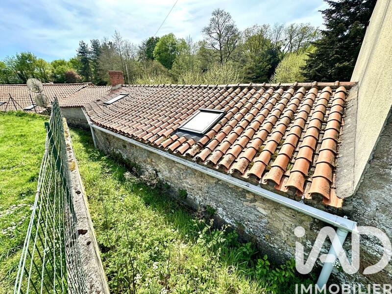 Maison - 99 m² - 6 pièces