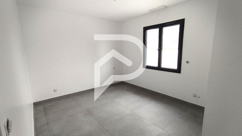 Maison - 115 m² - 4 pièces