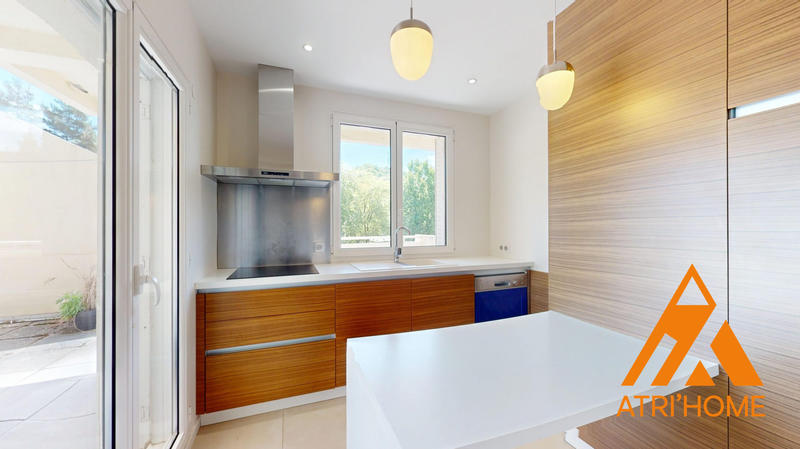 Appartement - 87 m² - 4 pièces