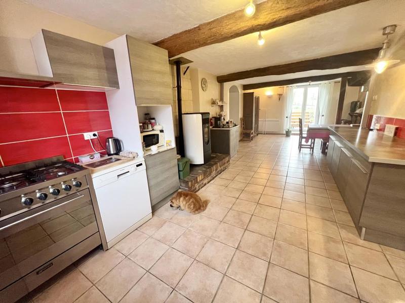 Corps de ferme - 147 m² - 6 pièces