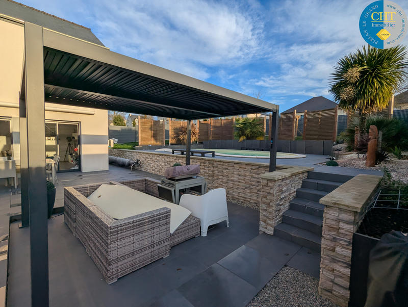 Maison - 110 m² - 5 pièces