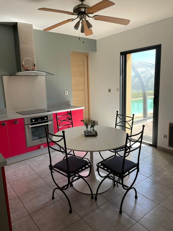 Maison - 380 m² - 11 pièces