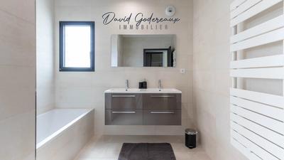 Villa - 103 m² - 5 pièces