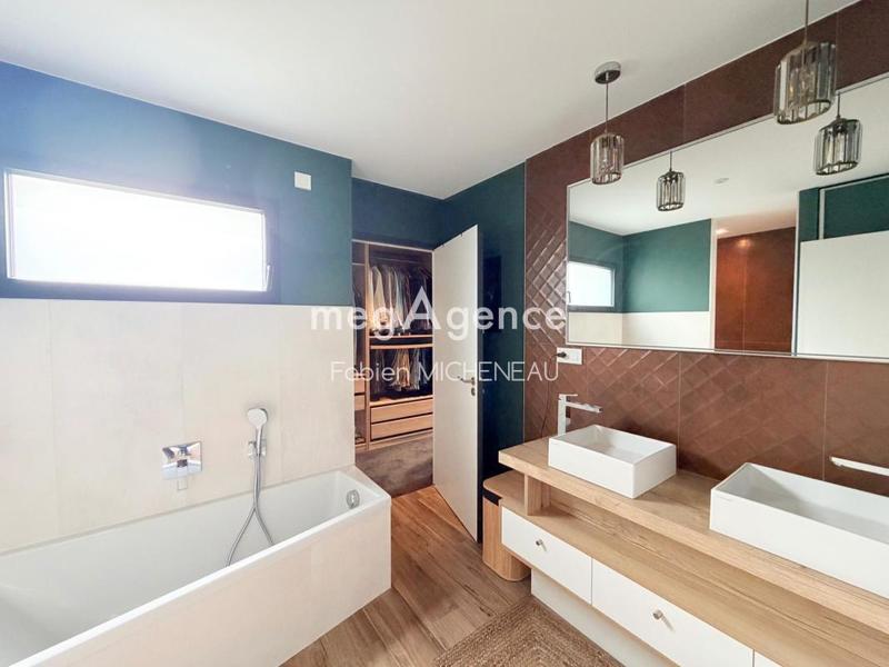 Maison - 160 m² - 5 pièces