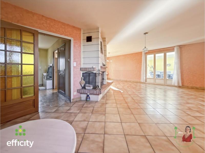 Maison de bourg - 181 m² - 8 pièces