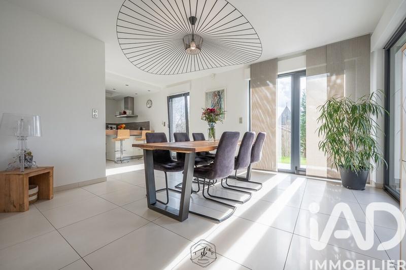 Maison de maîtres - 214 m² - 9 pièces