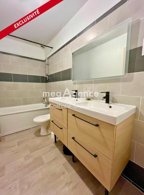 Appartement - 92 m² - 5 pièces