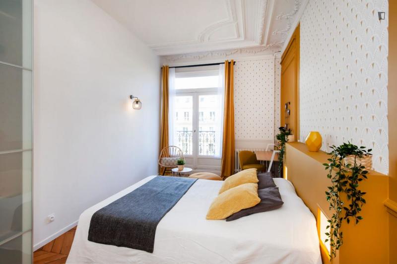 Chambre - 17 m² - 7 pièces