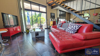 Maison contemporaine - 211 m² - 6 pièces