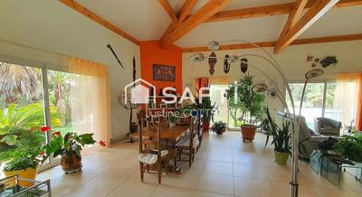 Maison - 320 m² - 7 pièces