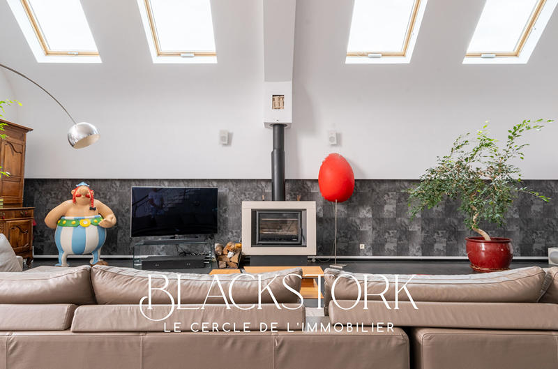 Appartement - 300 m² - 10 pièces