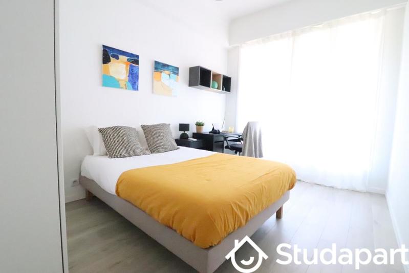 Chambre - 12 m² - 1 pièce