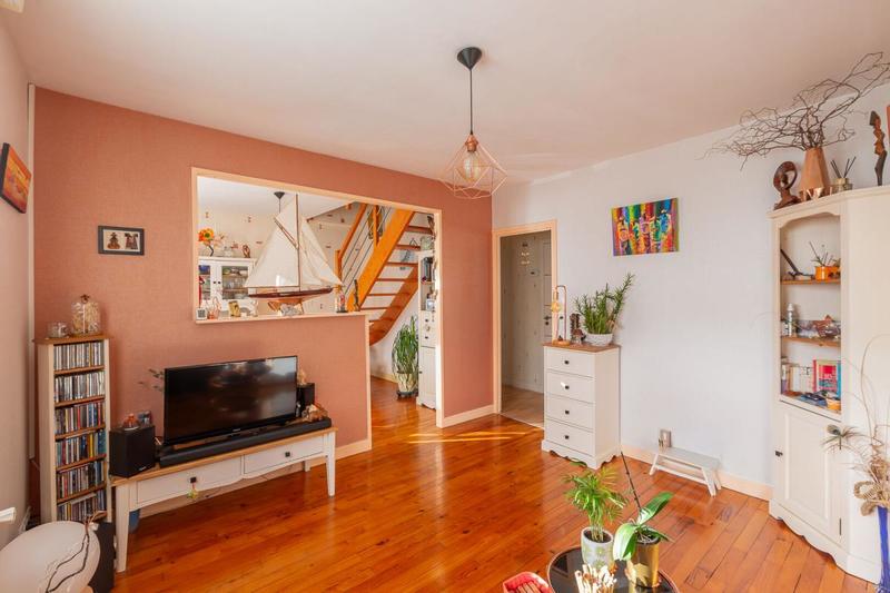 Maison - 82 m² - 4 pièces