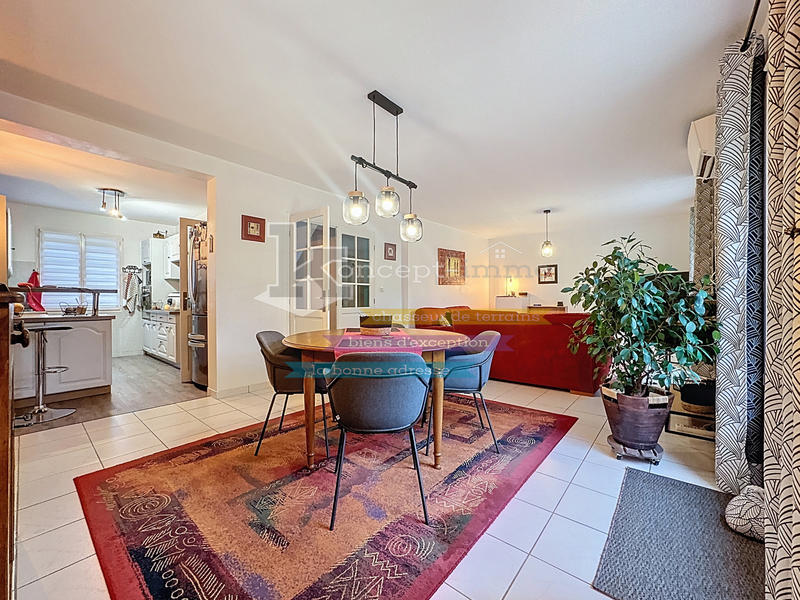 Maison - 88 m² - 5 pièces