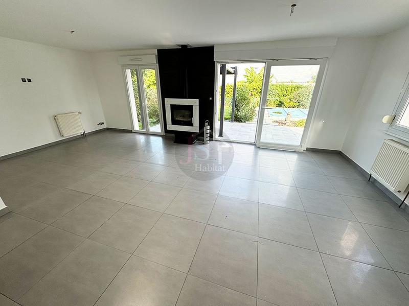 Maison - 116 m² - 5 pièces