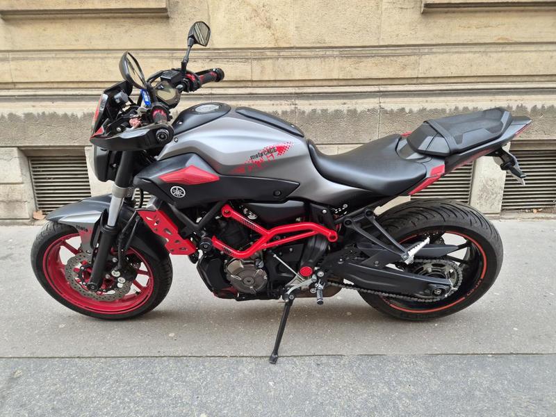 Yamaha Mt07
