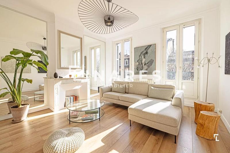 Appartement - 81 m² - 3 pièces