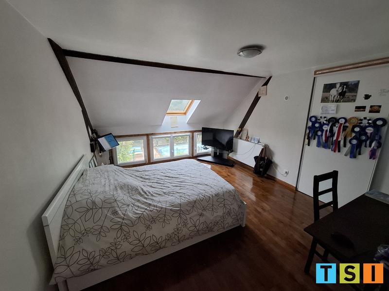 Maison - 264 m² - 8 pièces