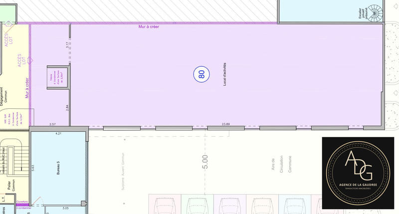 Local d'activités - 211 m²