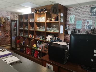 Othain's camping &amp; snack