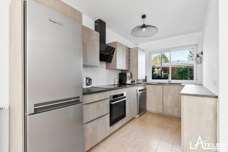 Maison - 111 m² - 5 pièces