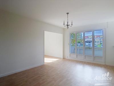 Appartement - 70 m² - 2 pièces