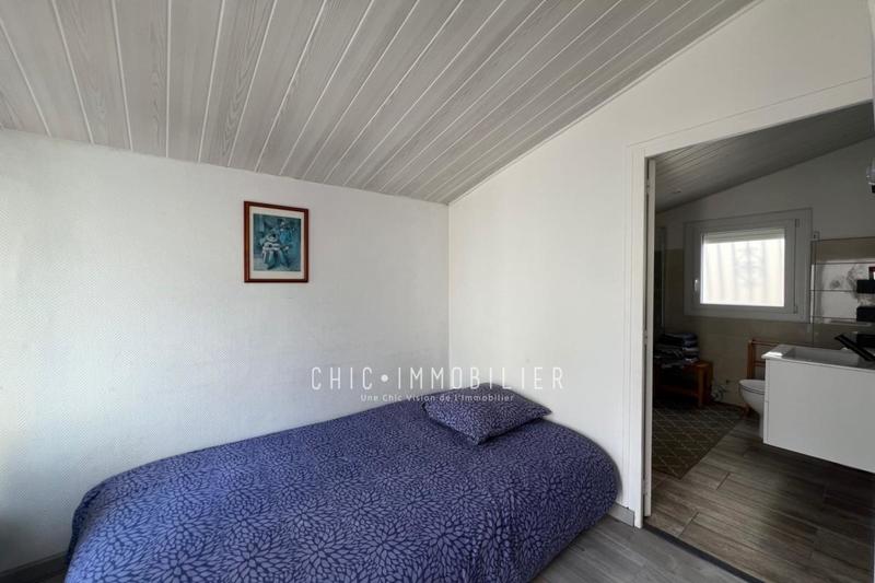 Maison - 140 m² - 9 pièces