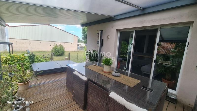 Maison - 102 m² - 4 pièces