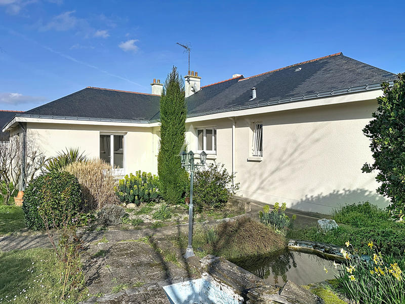 Maison - 179 m² - 8 pièces