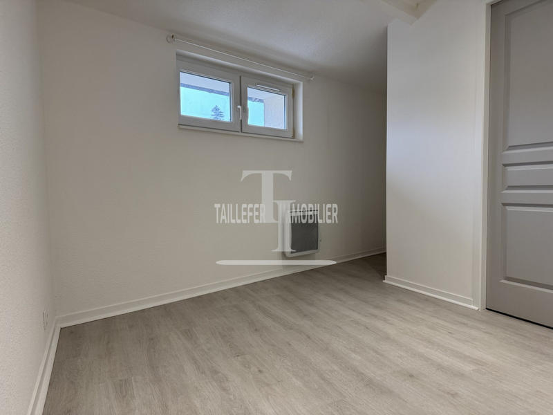 Appartement - 65 m² - 6 pièces