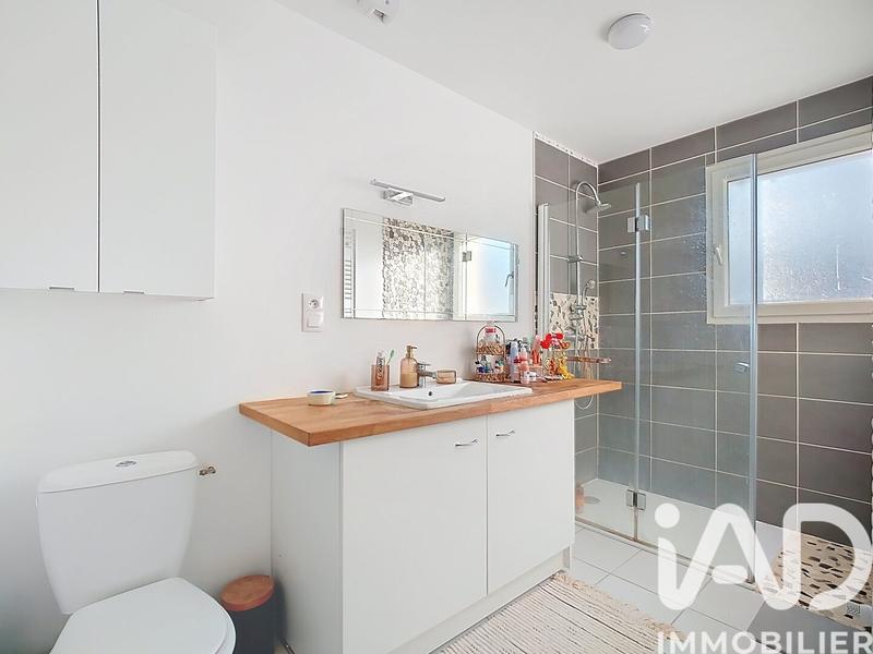 Maison - 80 m² - 5 pièces