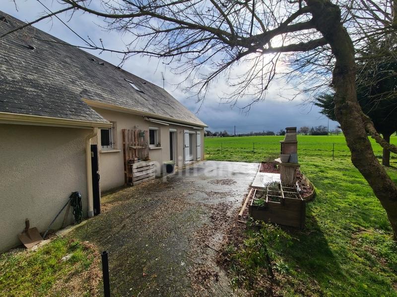 Maison - 104 m² - 5 pièces