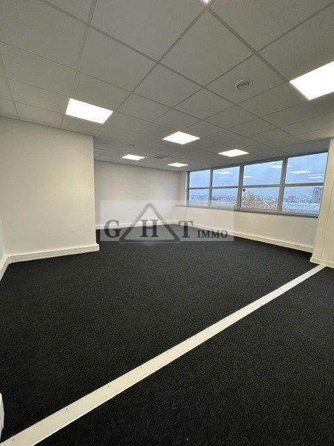 Bureau - 131 m²