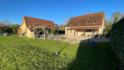 Propriété - 135 m² - 7 pièces