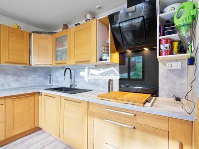 Maison - 96 m² - 5 pièces