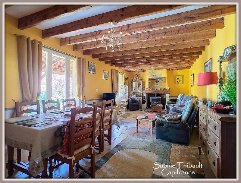 Maison - 206 m² - 7 pièces