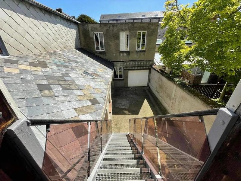 Maison - 175 m² - 7 pièces