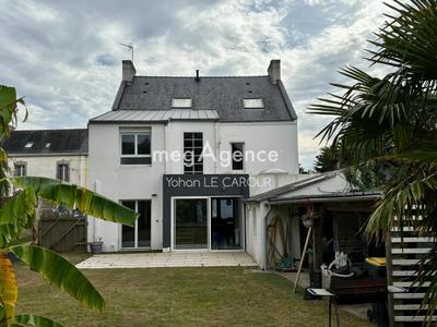 Maison - 190 m² - 6 pièces