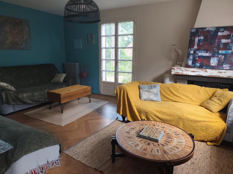 Maison - 99 m² - 6 pièces